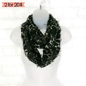 Textured Cheetah Print Infinity Scarf